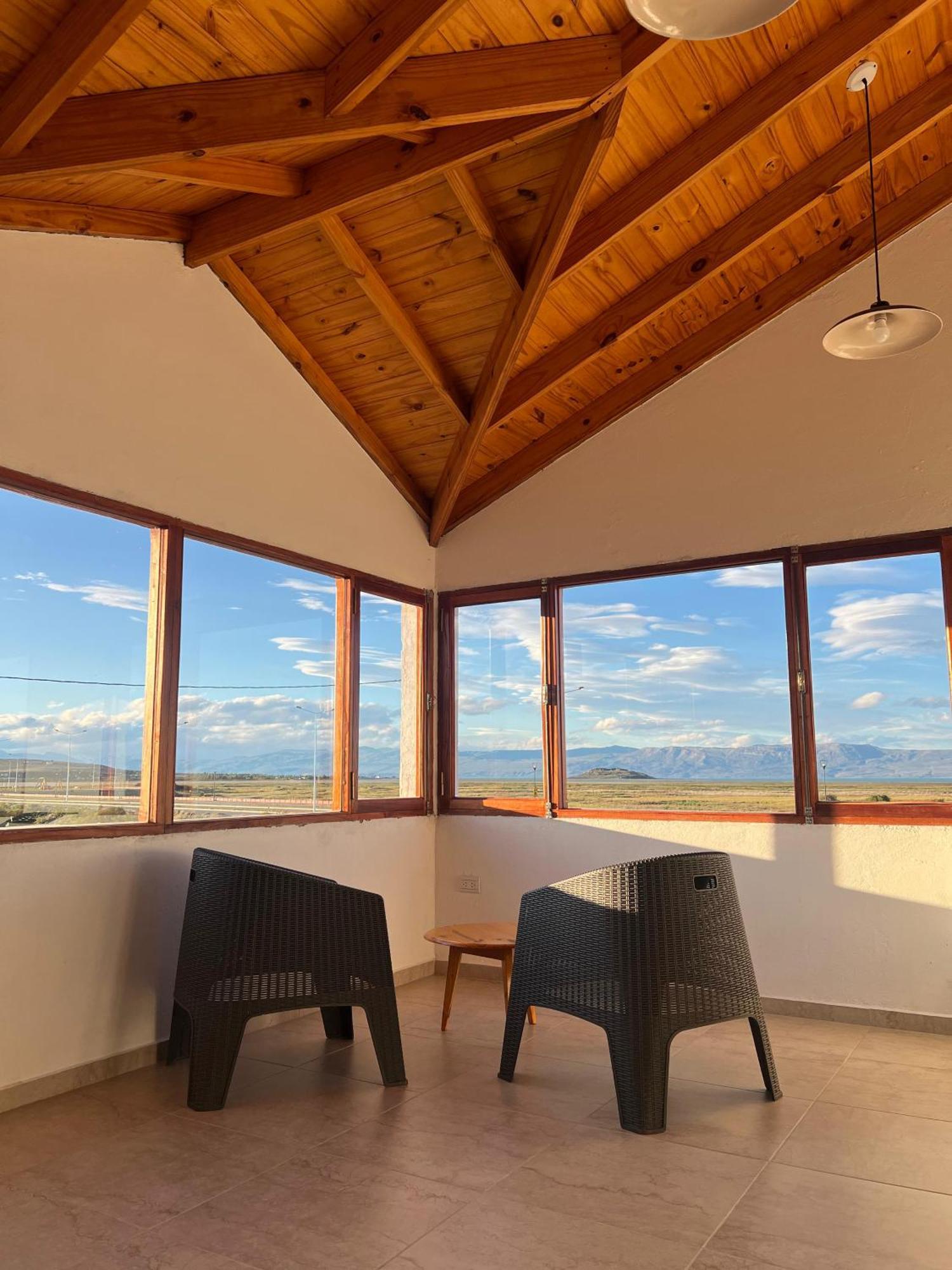 Hostel Aves Del Lago El Calafate Eksteriør billede